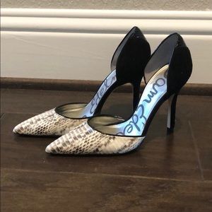 Black/White snake print and suede heels.